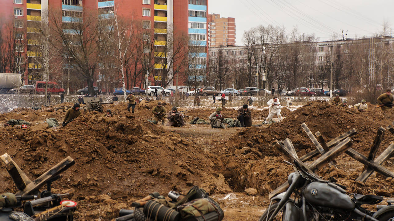 Парк защитников москвы лобня. Лобненский пост. Сквер защитника москвы. Лобненский пост. Лобненский рубеж изображение.