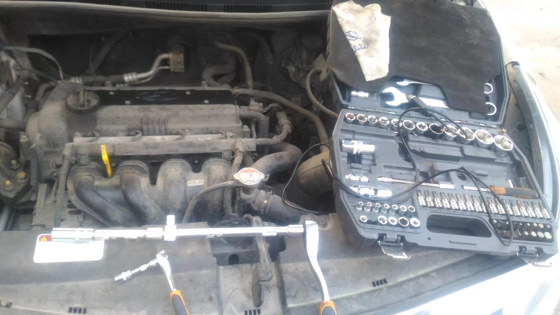 Проверка цилиндров на пробеге 77к - Hyundai Solaris, 1,6 л, 2014 года наблюдение
