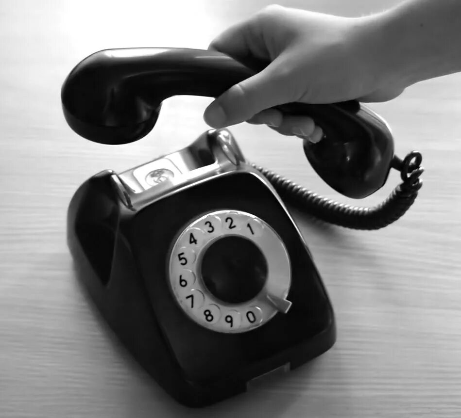 Hang up phone