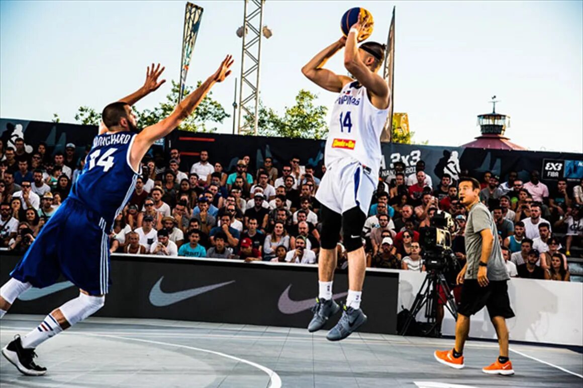 В баскетбол играют 3 на 3. FIBA стритбол. Streetball 3x3. Стритбол 3 на 3. 3x3 Basketball.