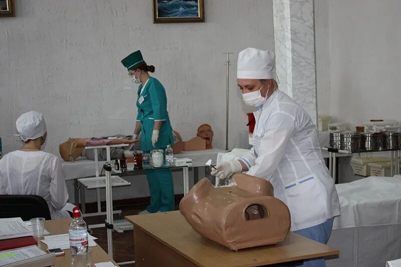Медицинский колледж миасс. Колледж кыштым. Тулунский медицинский колледж. Миасский медицинский колледж. Медицинский колледж миасс.