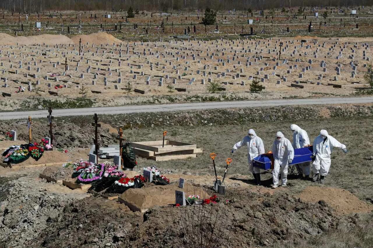 почему нельзя посещать кладбище после обеда. кладбище погибших от коронавируса. день рождения на кладбище. почему нельзя ходить на кладбище после обеда и вечером. воронеж березовка кладбище.