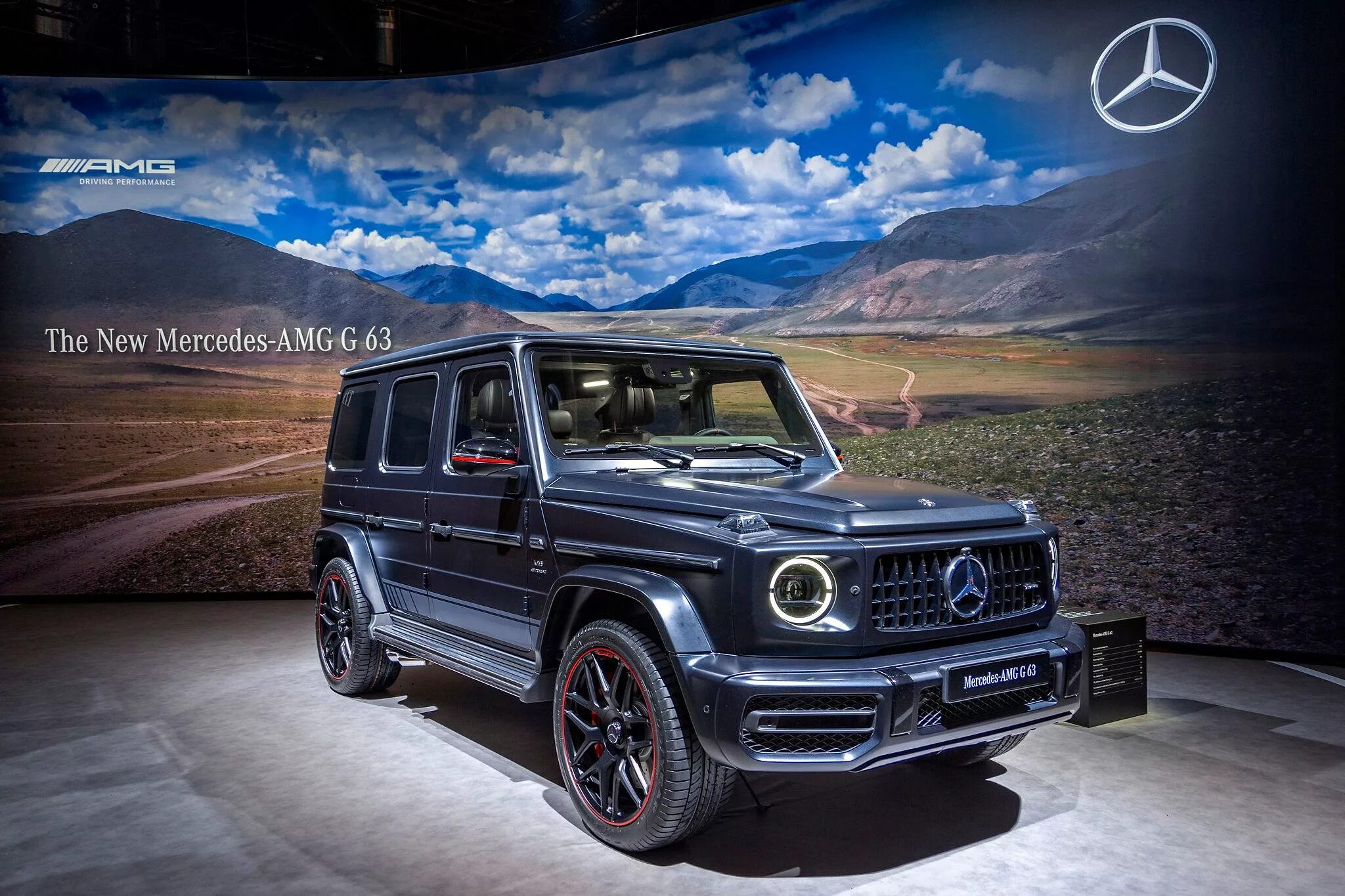 Купить новый гели. Мерседес Гелендваген АМГ. G63 AMG. Mercedes Benz g63 AMG. Мерседес g63 AMG 2019.