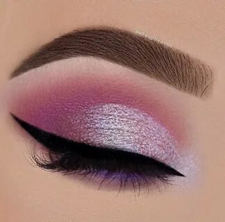 B make up