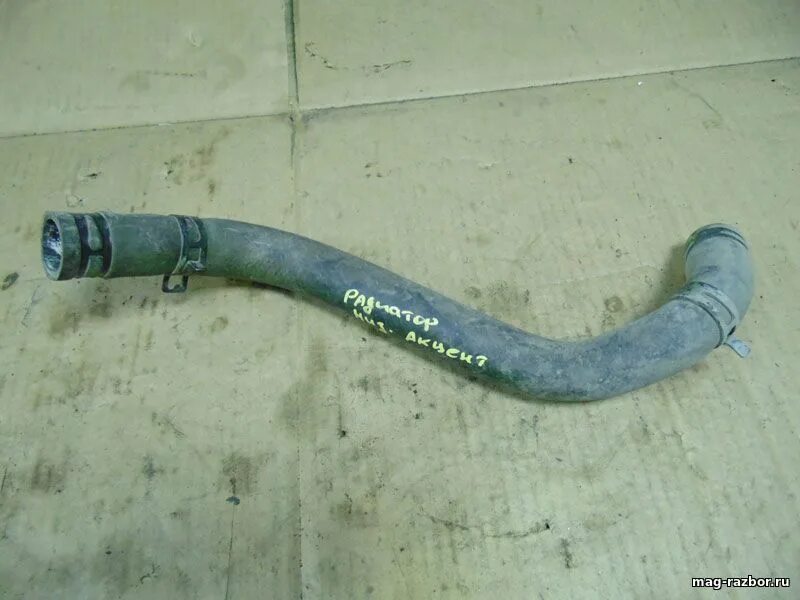 патрубки радиатора акцент тагаз артикул. патрубки хендай акцент. короткий патрубок хендай акцент. патрубок hyundai accent (тагаз) радиатора верхний arg191015 (1шт). комплект патрубков системы охлаждения акцент тагаз.