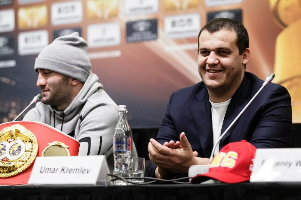 Умар назарович кремлёв. Умар кремлев жена екатерина. Умар назарович кремлёв. Кремлёв / лутфуллоев умар назарович. Умар лутфуллоев.