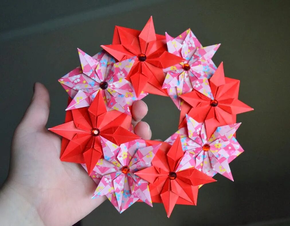 Оригами. Новогодние оригами. Оригами на новый гоооод. Новогодние украшения оригами.