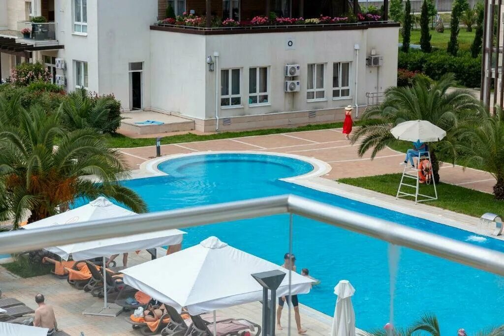 Отель абрикос геленджик. Апарт отель бульвар адлер официальный сайт. Сириус апарт отель адлер. Сириус апарт отель адлер. Отель альфа сириус морские апартаменты.