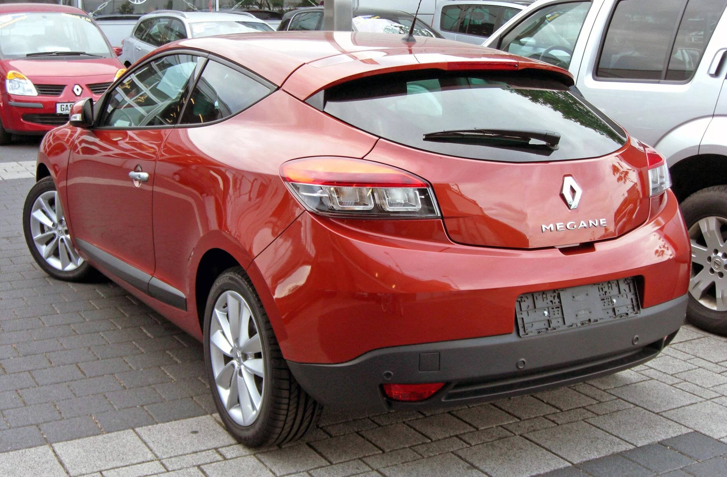 Рено меган 3 механика. Renault Megane 3. Renault Megane 3 Coupe. Рено Меган 3 купе. Reno Megane 3.