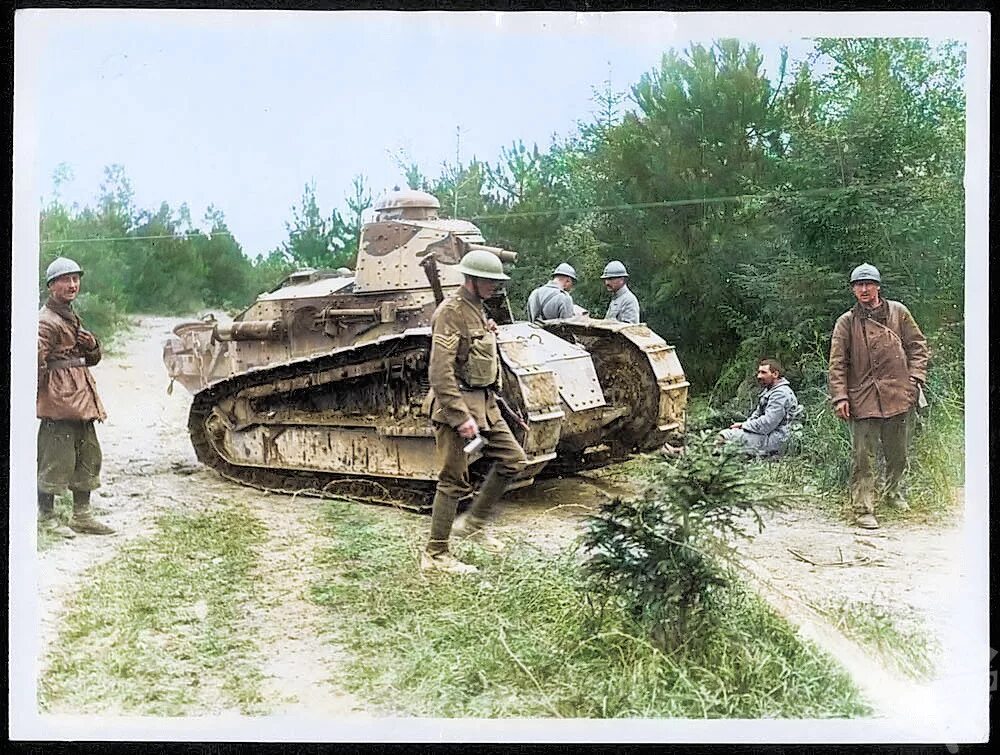 Танковые войны 1. Танк Рено ФТ-17. Рено ft 17 танк 1916. Танки первой мировой войны 1914-1918. Ww1 Renault ft-17.