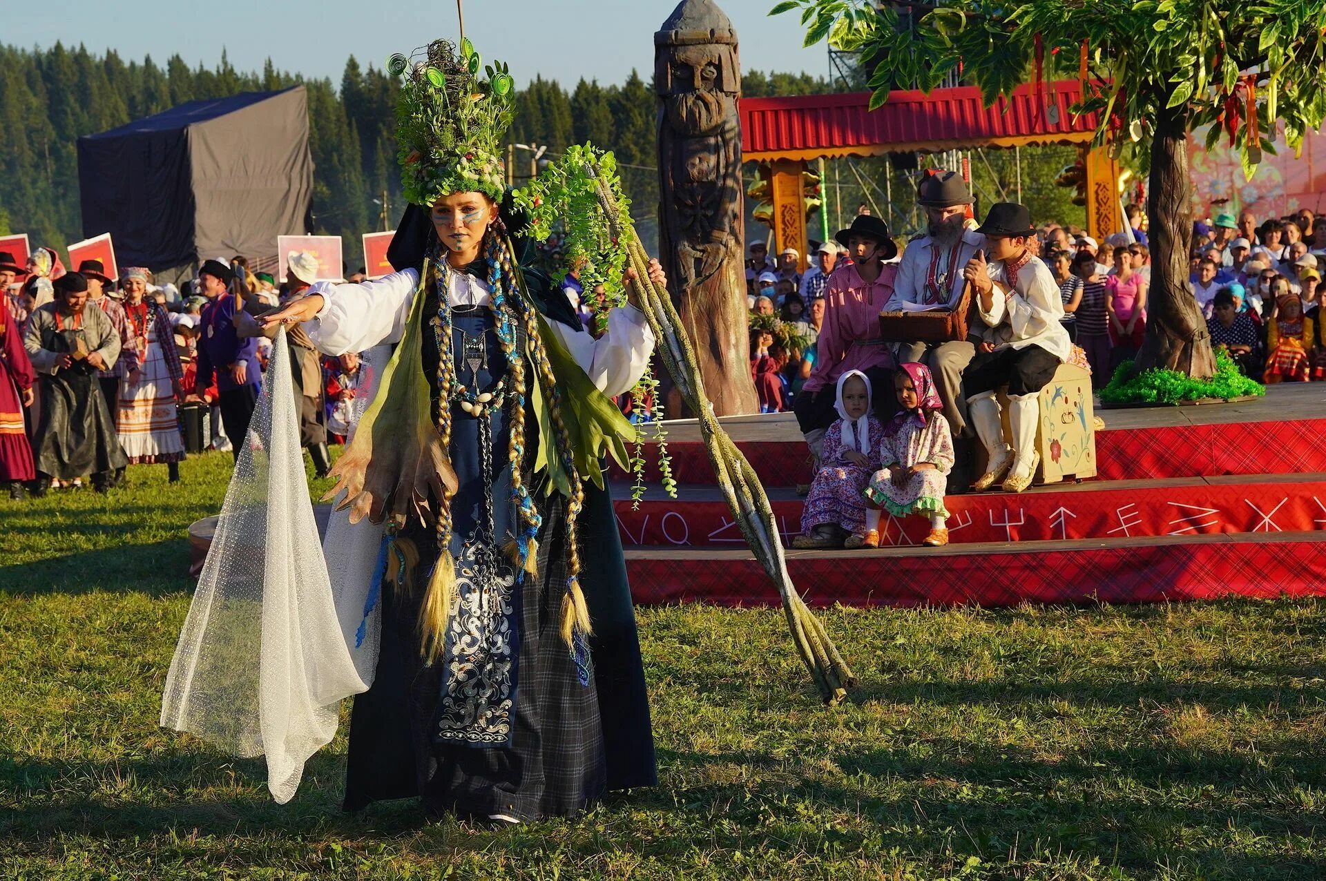Республиканский праздник кряшенской культуры «питрау». Ночной сабантуй. Праздник сабантуй казань. Национальные праздники башкиров сабантуй. Ночной сабантуй.