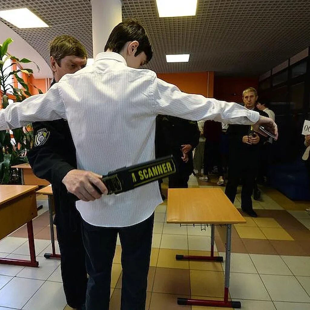Обучение охрана образовательных учреждений. Безопасность в школе. охрана в школе. охрана учебных заведений. охрана в американской школе.