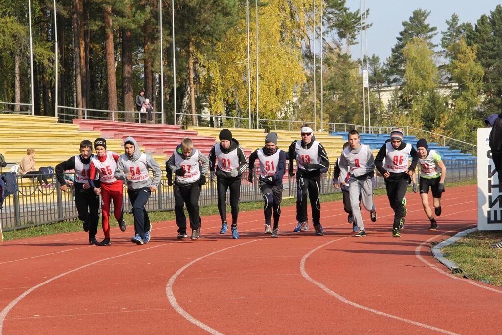 полиатлон бег. пятиборье плавание. спортивная стрельба полиатлон. соревнования по полиатлону. полиатлон соревнования.