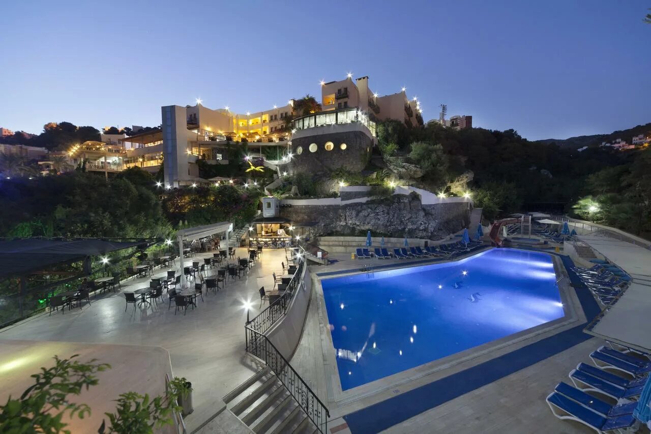 Golden age crystal bodrum 4 бодрум. Golden age crystal bodrum 4. отель кристалл турция бодрум. турция голден эйдж бодрум. crystal hotel bodrum пляж.
