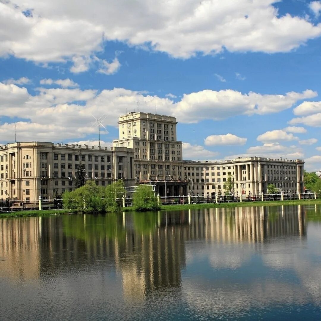 Лефортово москва. Район Лефортово. Лефортово (район Москвы). Московский район Лефортово. Лефортовский парк Москва.