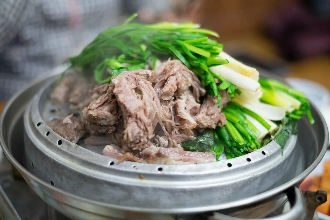 Корейская кухня из собаки. Приготовить мясо собаки. Корейские рестораны с блюдами из собак. Вкусные блюда из собаки. Приготовить мясо собаки.