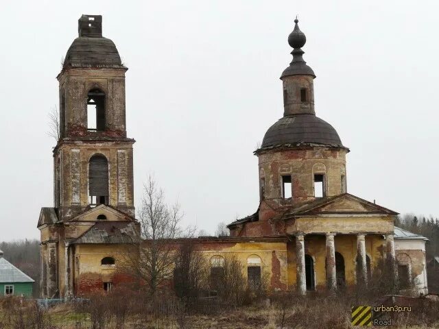 Хваловская Церковь. Хваловское поселение/деревня Воскресенское Церковь. Горка Хваловская Волховский район. Деревня Хвалово садик.