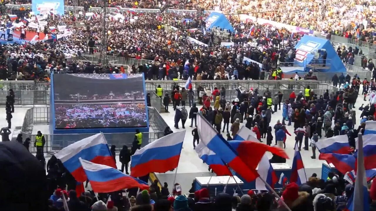 За сильную Россию. Митинг и концерт в Лужниках 22 февраля 2023 года. Россия мощная держава. Сильный народ сильная Россия.