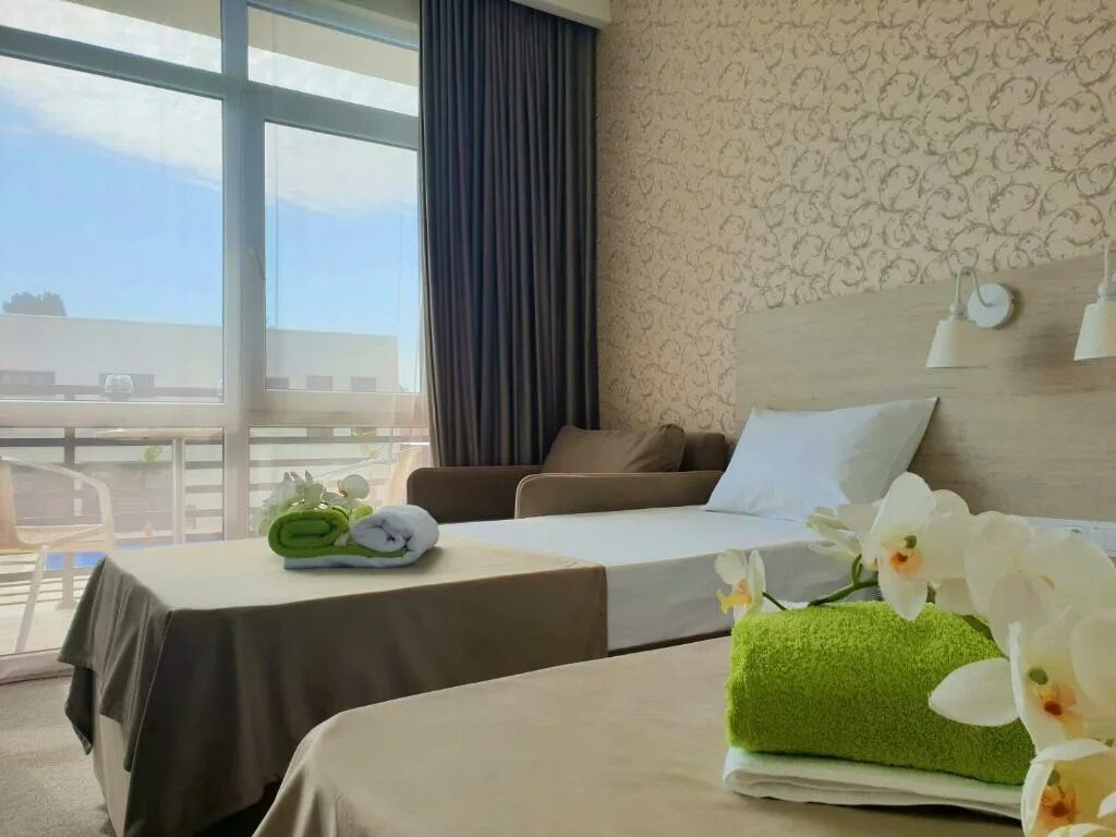 Club resort hotel oasis абхазия. Oasis club 4 абхазия. Oasis отель абхазия. Oasis club 4 абхазия. Отель оазис абхазия пицунда.