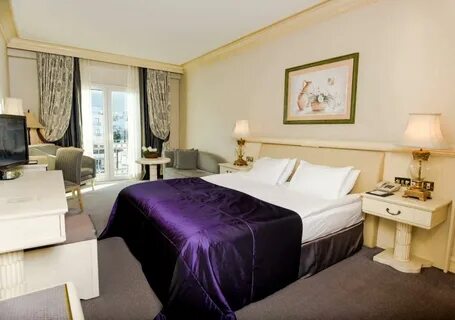 Rocks hotel