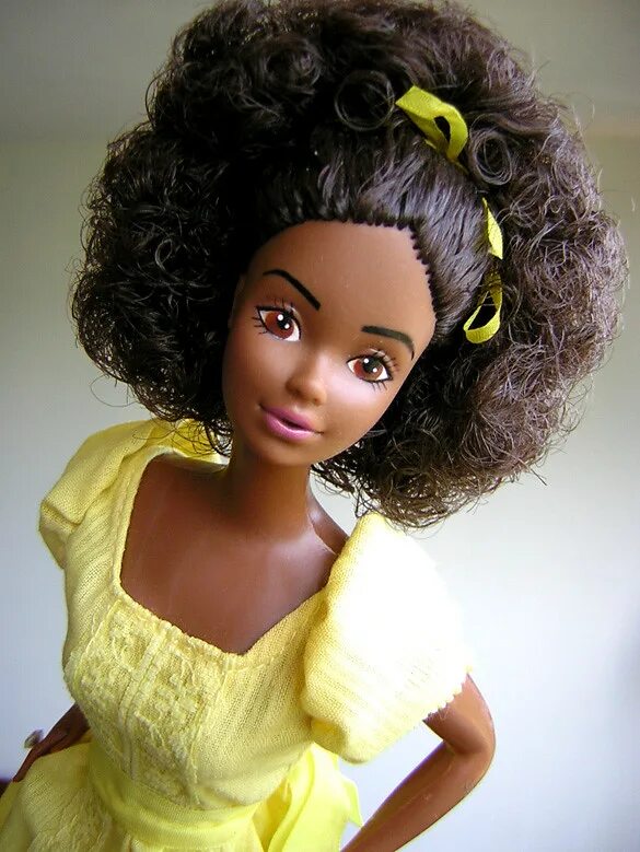 Magic curl barbie линейка. Magic curl barbie 1981. 1982 magic curl barbie. Magic curl barbie 81 год. Кристи мэджик керл.