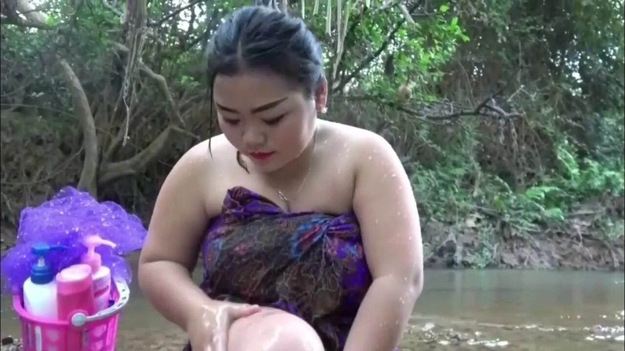 Viral lagi mandi. Intip abg mandi telanjang. Cewek lagi colmdk. Ngintip mama mandi telanjang. Ngintip cewek sd mandi голь.