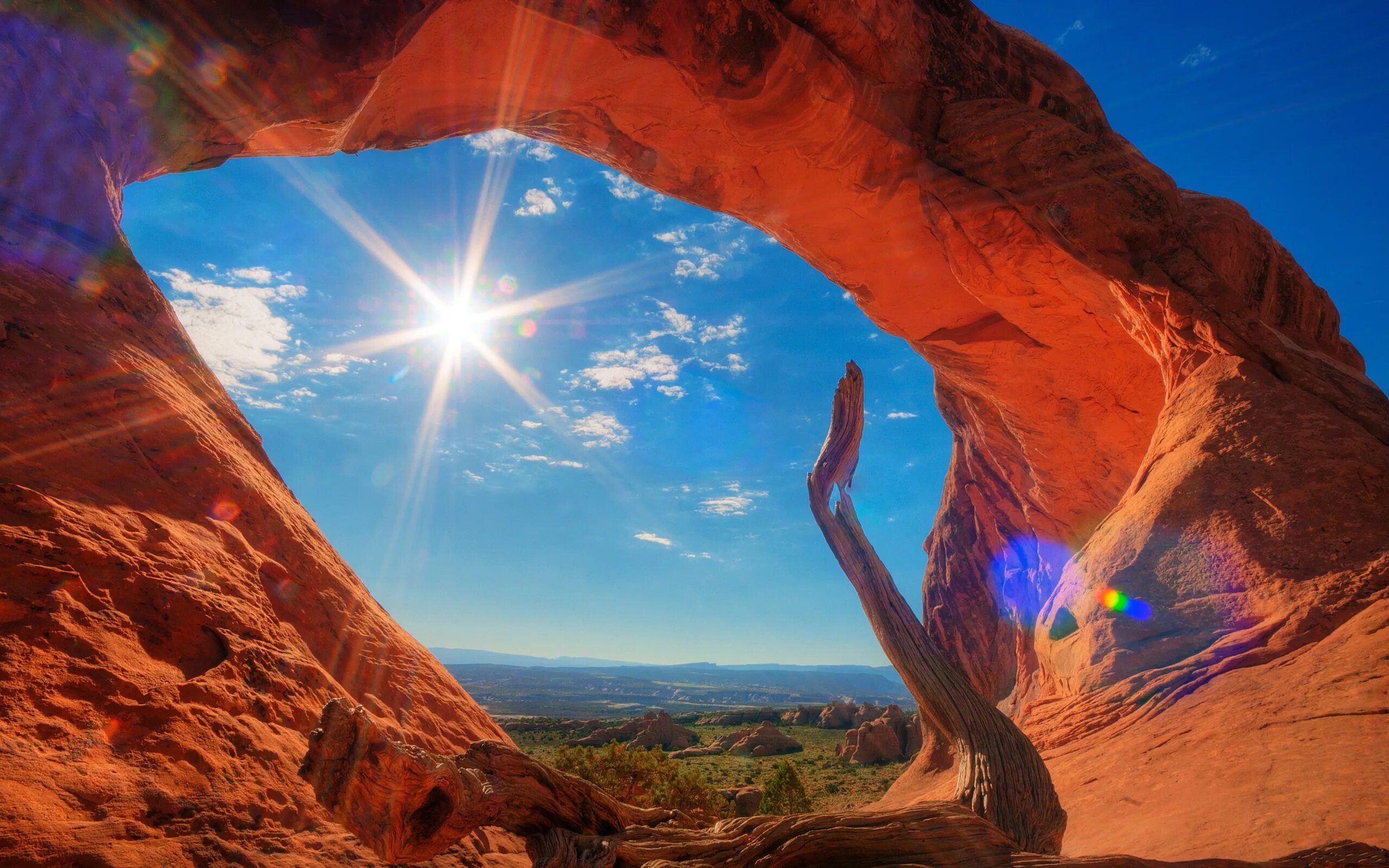 Чудеса природы. Красивые скалы в пустыне. Красивые картинки. Каньон солнце.