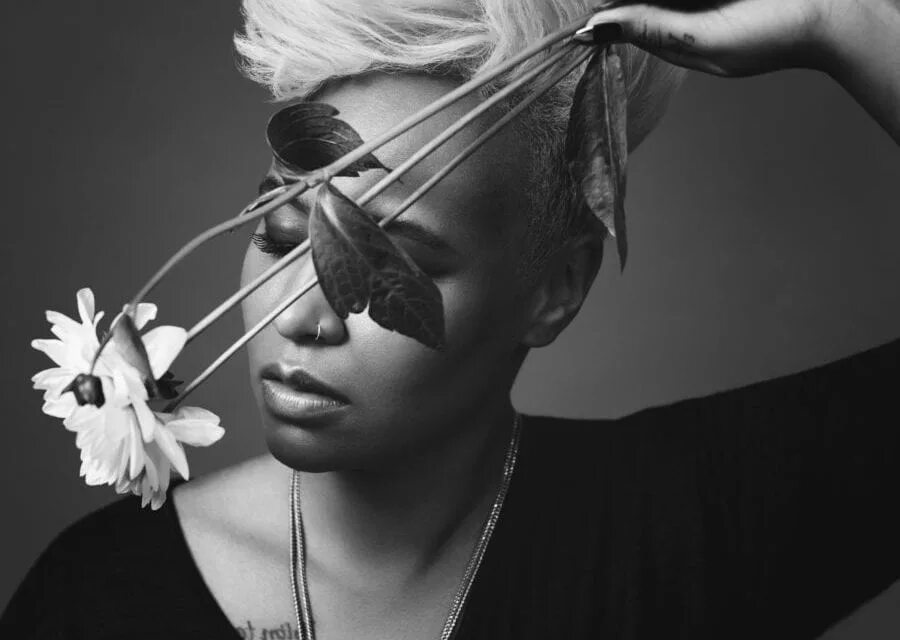 Sande hurts. Эмели санде. ft. emeli sandé. sande.