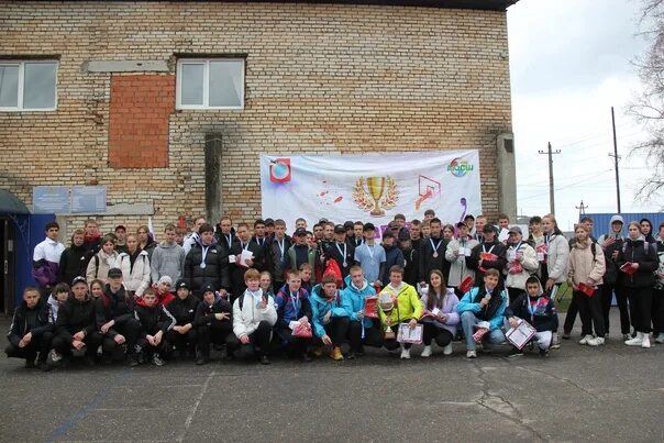 Зарница 18. Зарница игра. военно-спортивные игры. игра зарница в школе. школьные фотографии 2025.