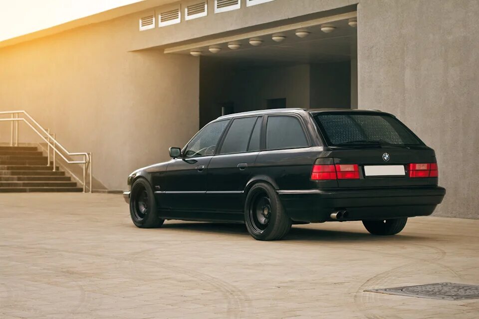 Бмв е34 туринг фото Текстильные коврики для BMW 5 (E34) 1988-1997 (универсал) купить в Москве "Aut