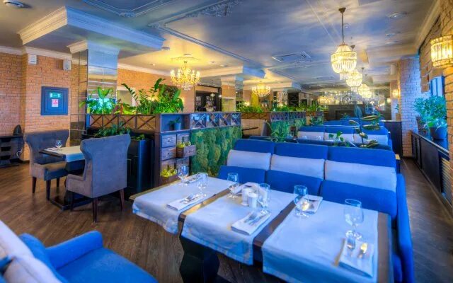 Reston гражданская ул 20 фото Four-stars hotel in Ulan-Ude