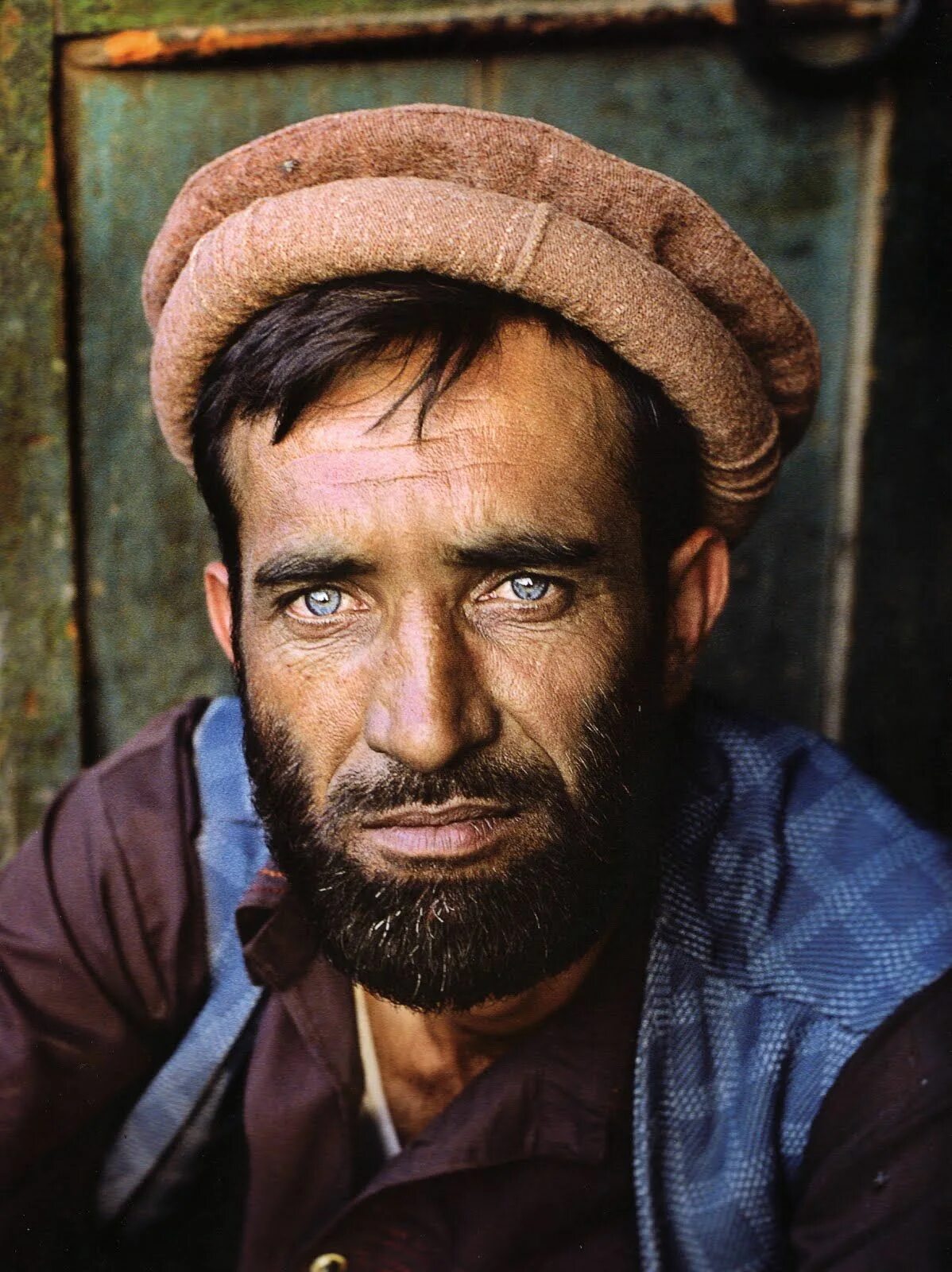Таджик с глазом. Стив МАККАРРИ портреты. Стив МАККАРРИ (Steve MCCURRY) фотограф. Пуштуны Афганистана. Стив МАККАРРИ фотограф мужчины.