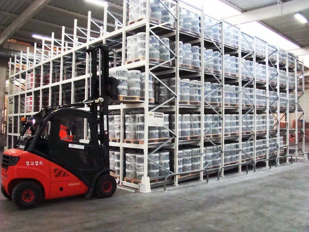 Конвейер стеллаж купить в узбекистане. Industrial storage. Dynamic storage. Автоматизированное хранение документов. Гравитационный стеллаж для паллет.