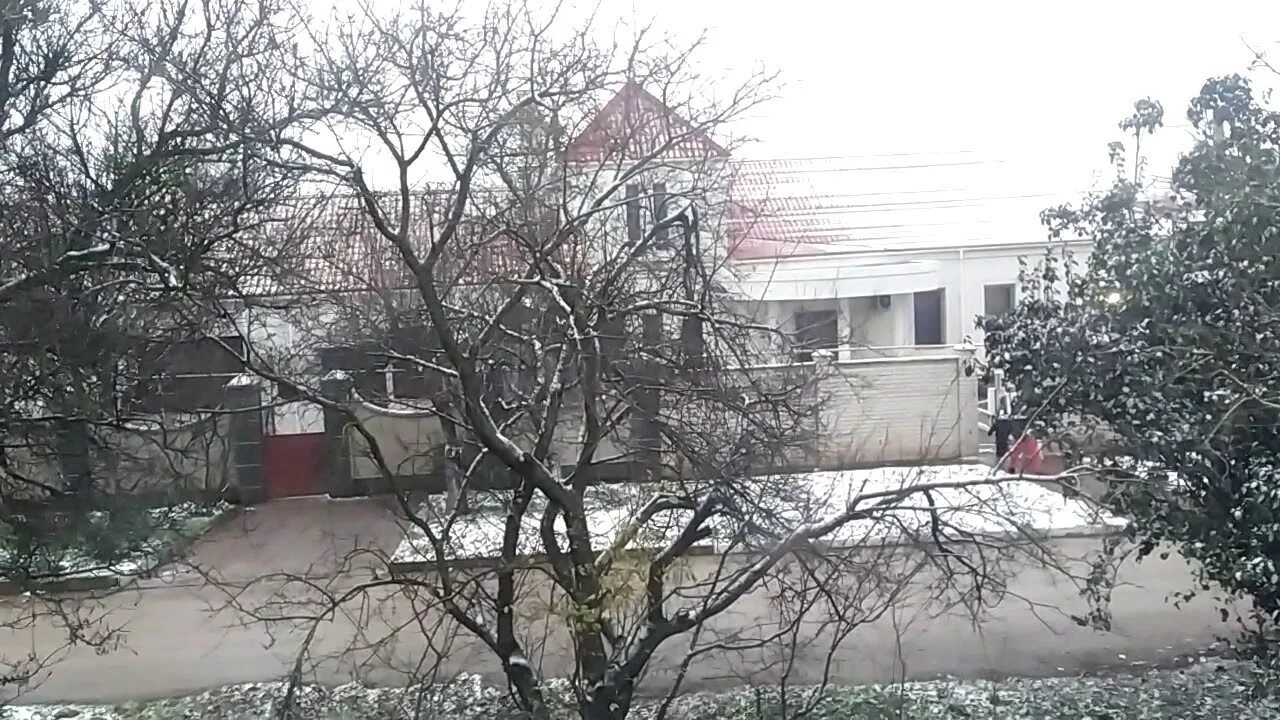 Погода в джанкое на 10 дней крым. Климат в Джанкое Крым. Снег в Джанкое. Декабрь Джанкой. Снег в Джанкое 2012.