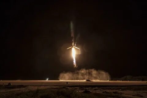 Rockets lands