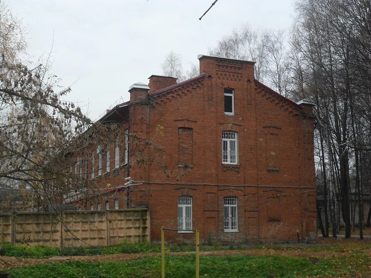 Городок смоленск. Нарвские казармы Смоленск. Смоленск казармы Нарвского полка. Городок Коминтерна Смоленск. Городок Коминтерна Смоленск казармы.