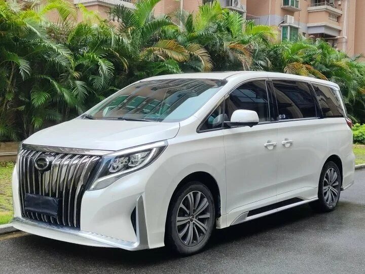 Минивэны 2020 года. Минивэны 2020 года. Минивэн гак м8 2021. Toyota sienna 2022. Gac минивэн gm8 2022.