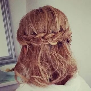 Заплести волосы по плечи