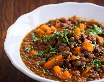 Чечевица с мясом и овощами