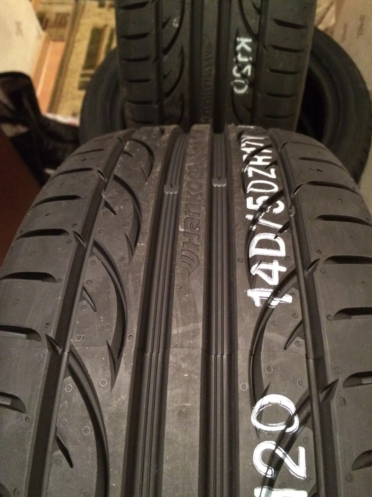 Hankook ventus evo2. Ханкук вентус v12 evo2. hankook ventus v12. hankook ventus v12 evo 2 k120 drive2. ханкук с1 вентус эво 2 205 50 17.
