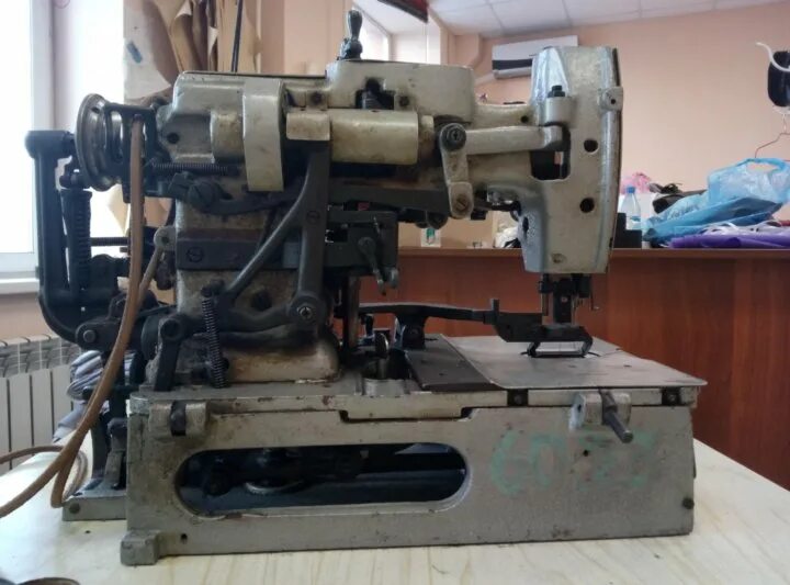 Швейная машина 25а кл петельная. Швейная машина 25а кл петельная. Петельная швейная машина 25 класс. Швейная машина minerva мс 8300. Машина 25 класса.