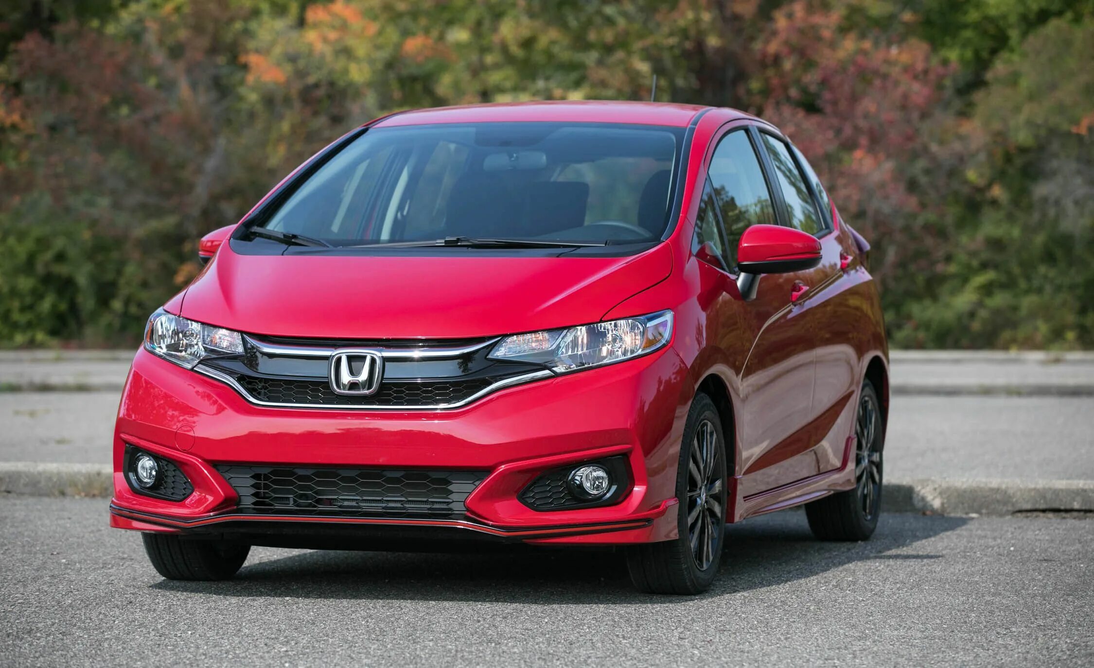 Honda fit 2018. Хонда фит 2018. Honda Fit RS 2018. Хонда фит гибрид 2018.