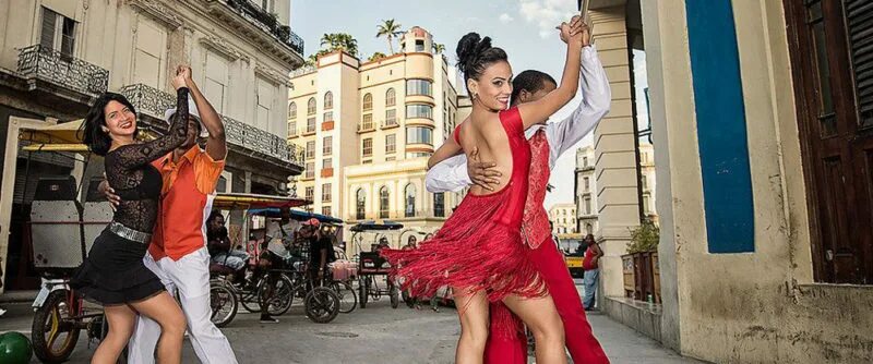 Кубинский танец сканворд. Сальса Куба. Куба Румба. Кубинские танцы. Сальса Бразилия.