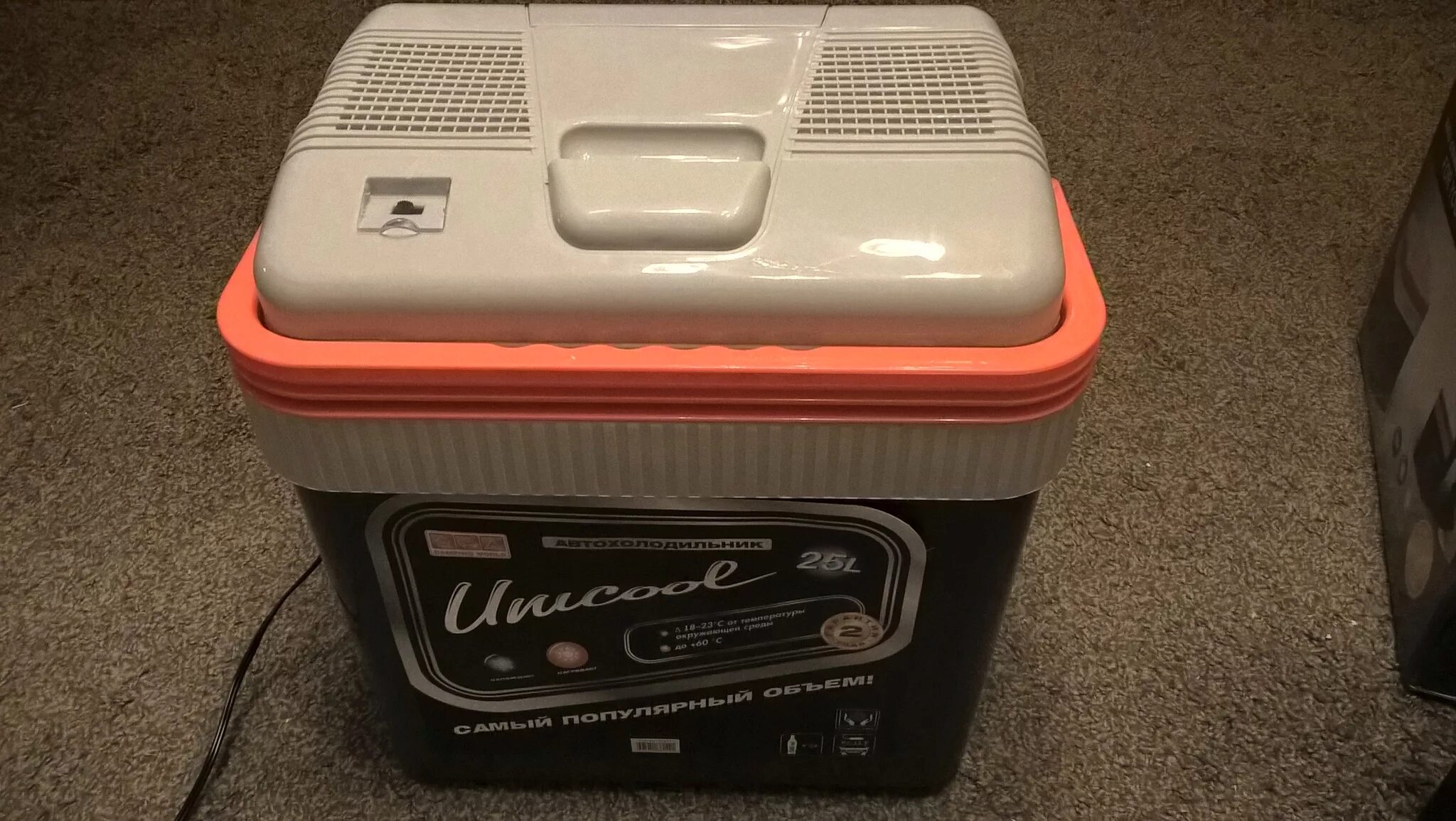 Unicool 28 холодильник. Автохолодильник camping world unicool deluxe 42 l. Unicool холодильник артикул 004 af. Автохолодильник unicool camping world. Camping world unicool 25l.