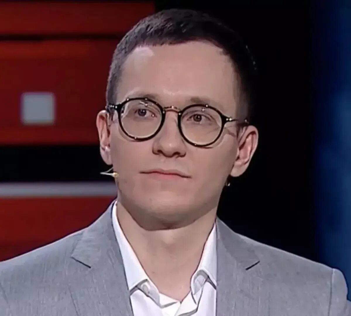 Малек дудаков. Канал малек. Рами малек. Рами малек фотосессии. Рами малек 2006.