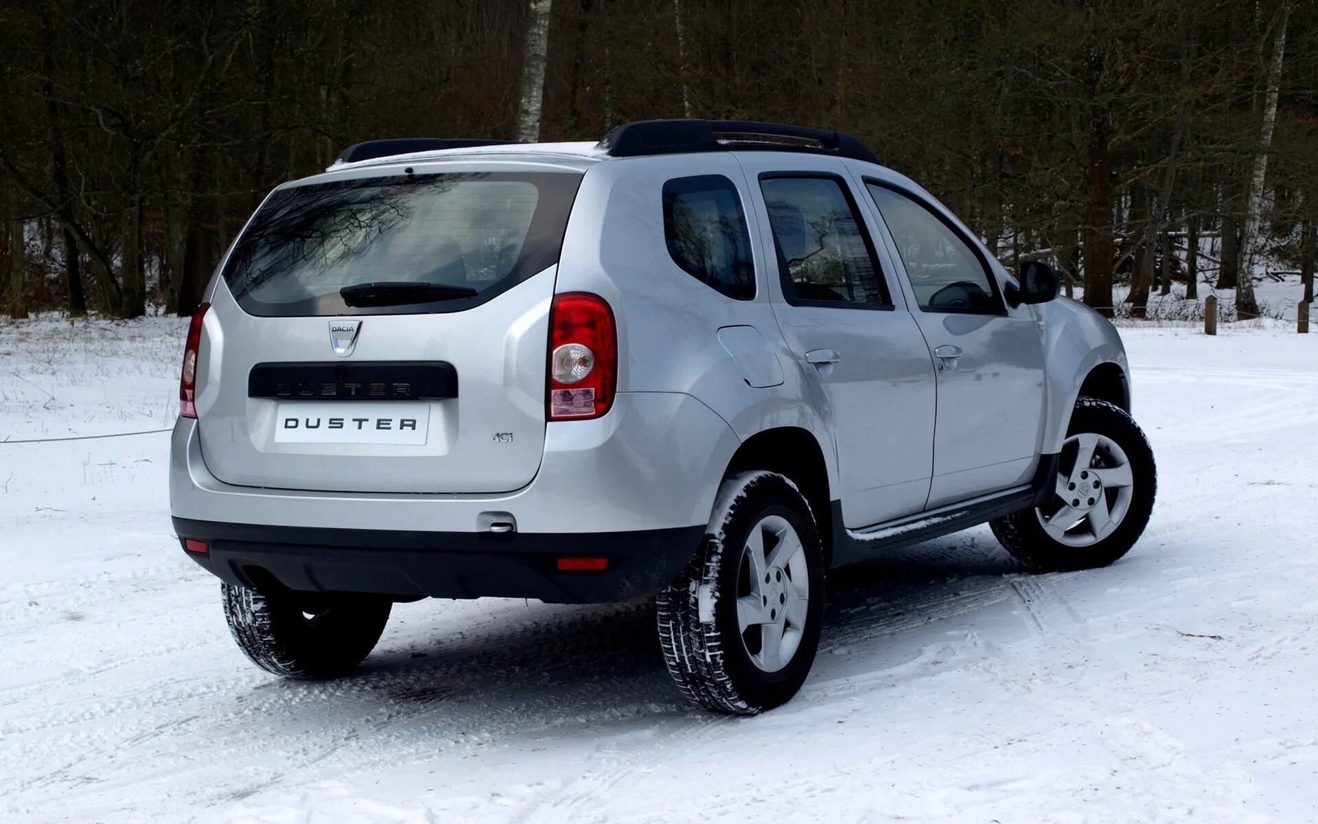 Отзывы дастер полный привод механика. Renault Duster 2010 года. Рено Дастер 2010. Dacia Duster 2010. Рено Дастер 2014г.