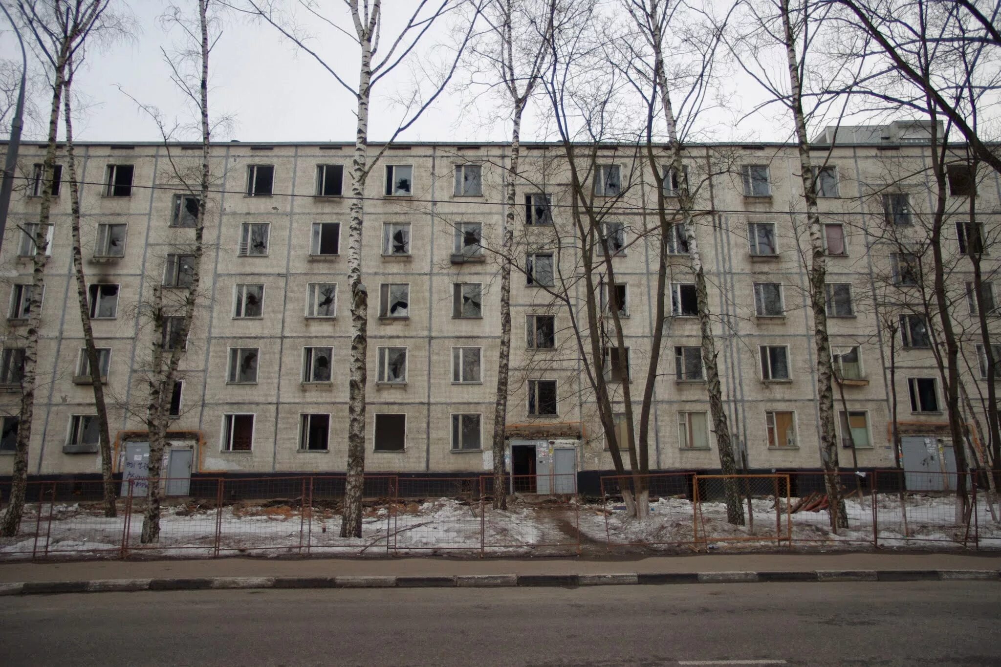 Памятник летчикам в жулебино. Пронская ул. Денталвет жулебино. Жулебино ветклиника денталвет ветклиника. Денталвет жулебино.