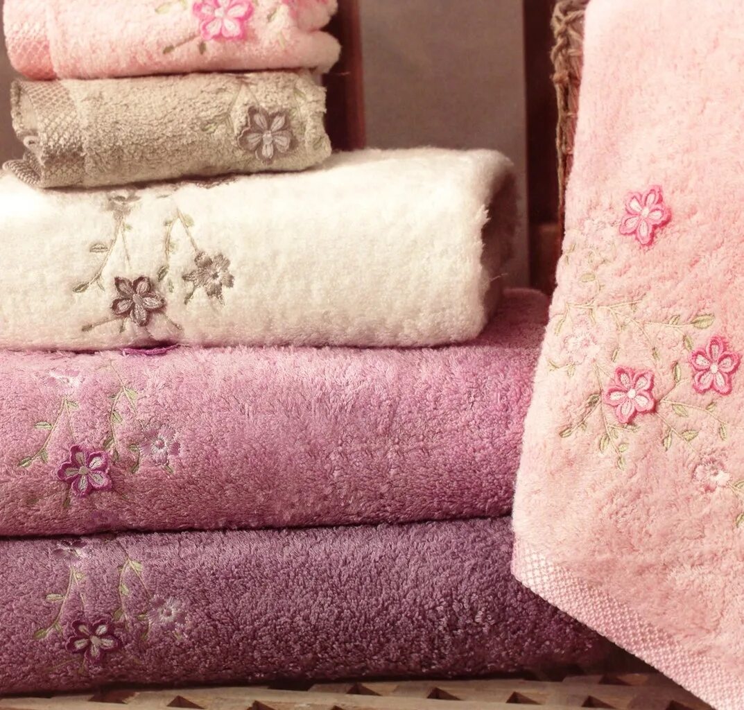 Купить полотенце махровое вайлдберриз. Красивые махровые полотенца. Турецкие махровые полотенца. Шикарные турецкие полотенца. Красивый набор махровых полотенец.