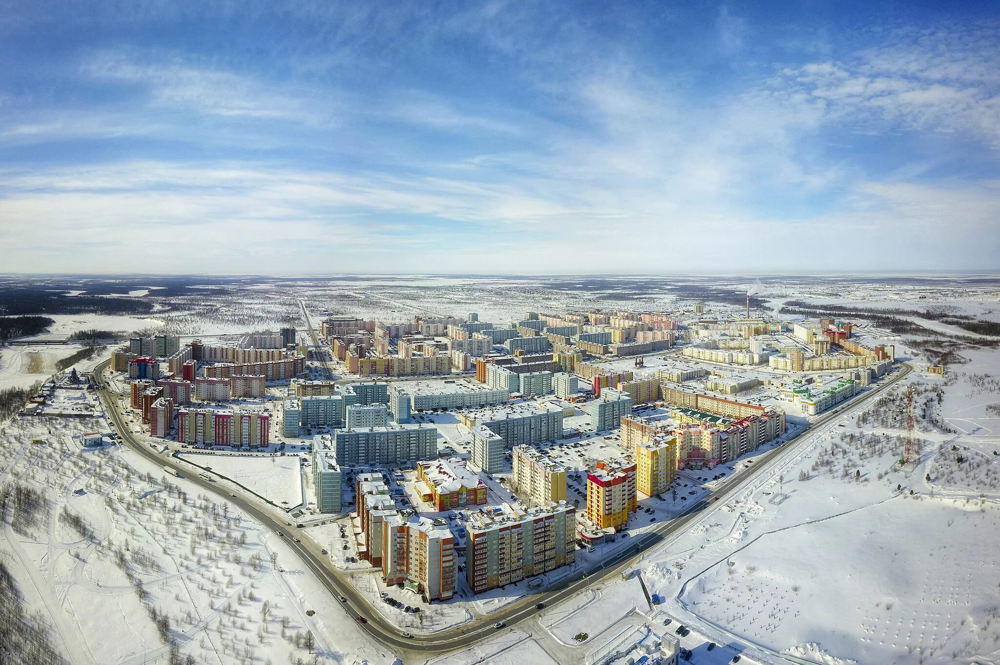 Новый уренгой время с москвой. Новый Уренгой Ямало-Ненецкий автономный округ. Новый Уренгой города Ямало-Ненецкого автономного округа. Города Ямала новый Уренгой. Столица Ямало-Ненецкого автономного округа 8.