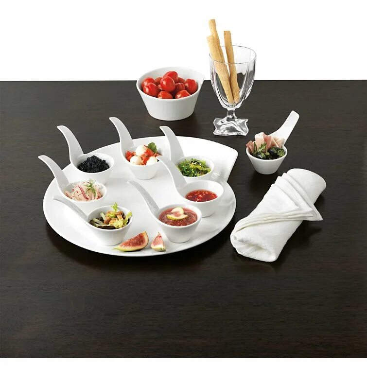 Посуда сервировка блюд. Villeroy boch new wave тарелки. villeroy boch wave. villeroy boch the wave тарелка. villeroy boch посуда сервировка.